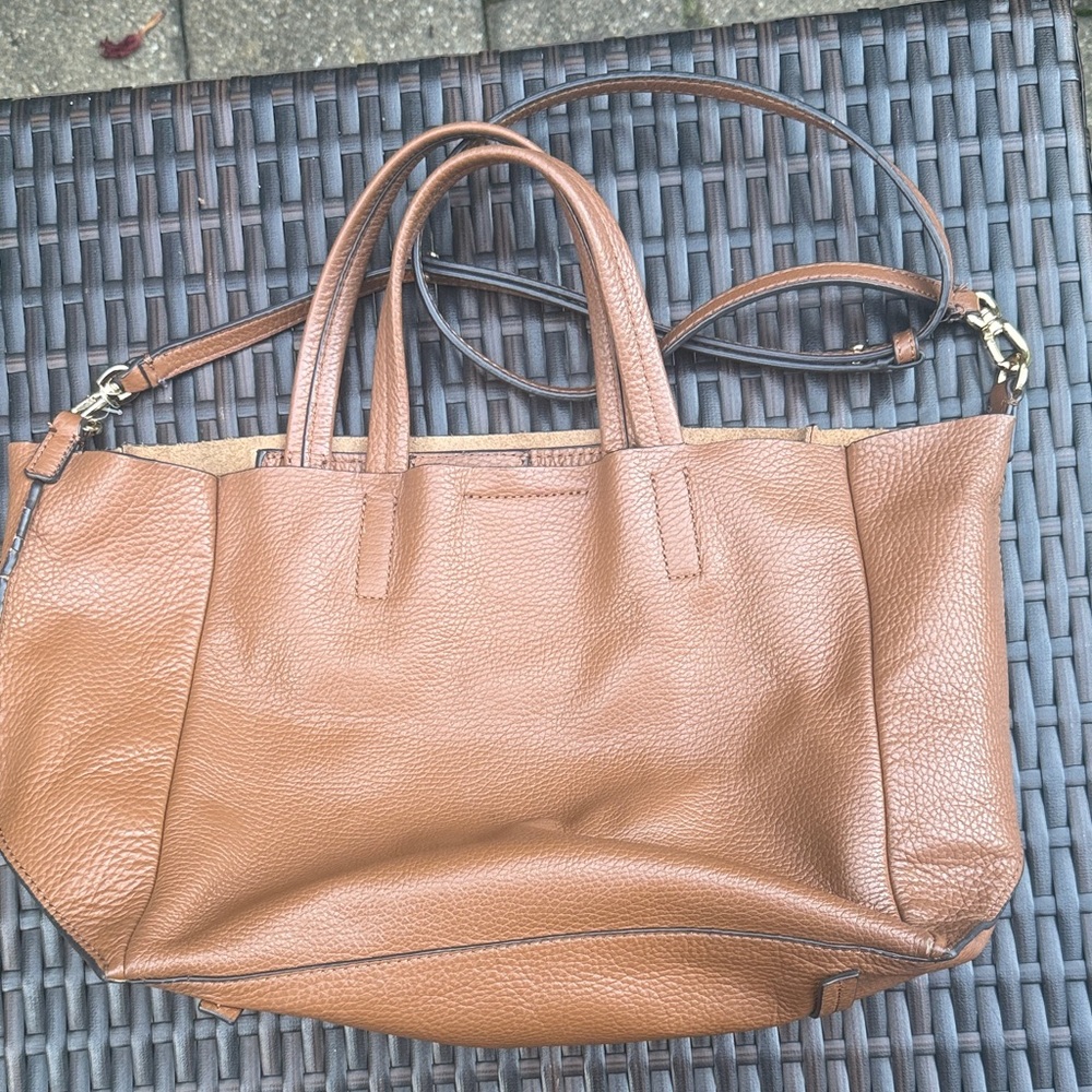 Banana Republic Brown Leather Tote crossbody leather raw hide inside